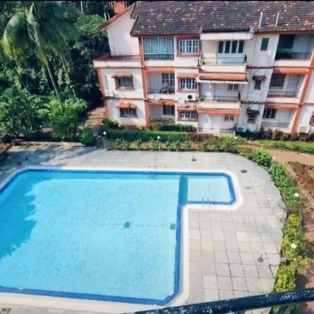 Lobo Apartment